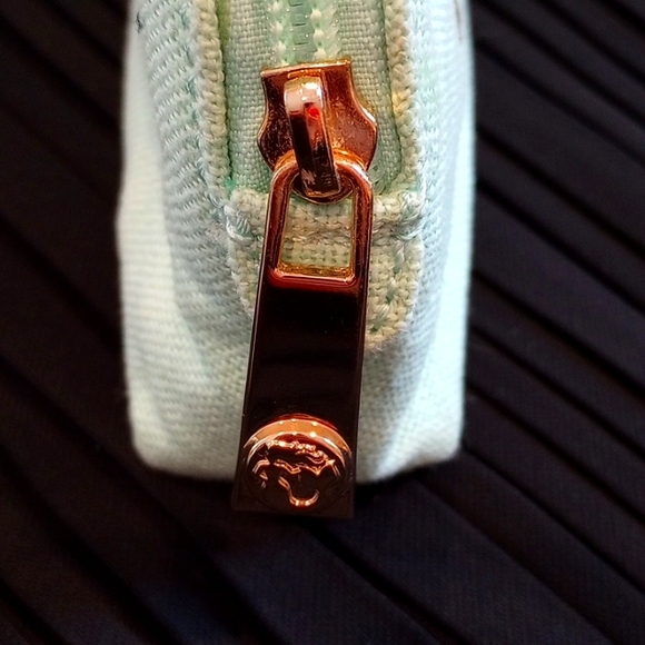 FREE W BUNDLE Spartina 449 Embroidered Shell Makeup Bag Color:Mint Green - Picture 5 of 10